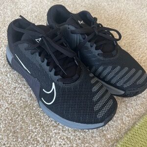Nike Metcon 9  Sz 5.5 (m) 7.5 (w)